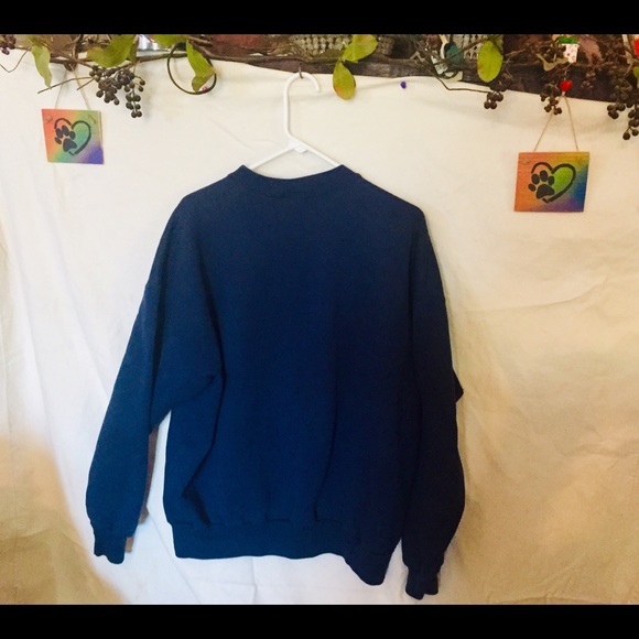 ❤️Cat lovers!  Sweet sentiment on a cozy sweatshirt.❤️Navy🌹 - Picture 3 of 9